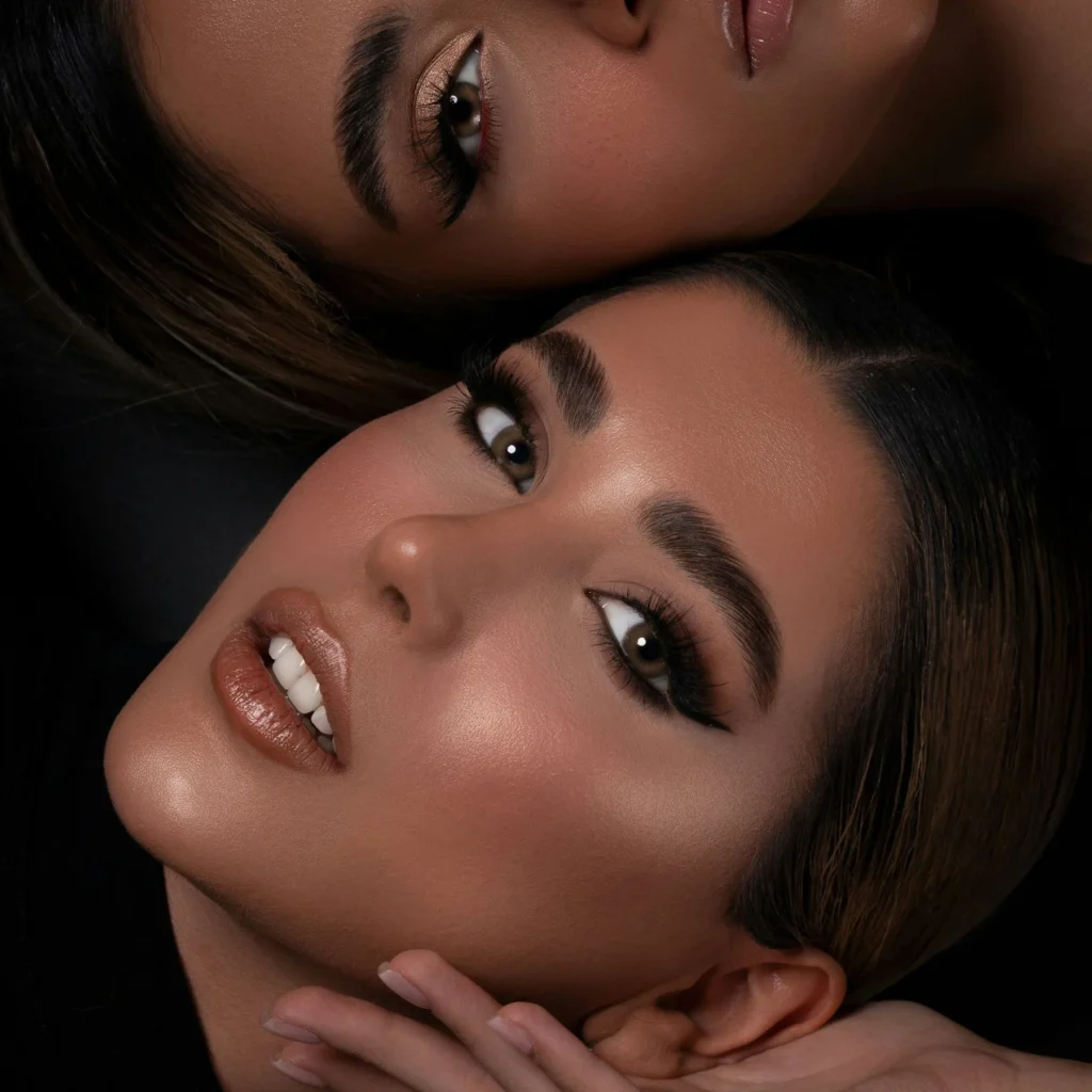 How to Apply Makeup Like a Pro: A Beginner’s Guide 2025