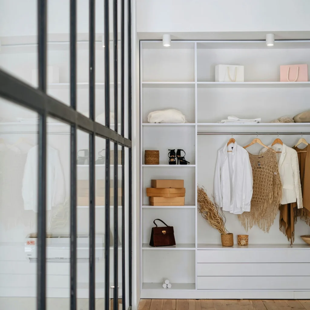 Timeless Fashion Essentials: Building Your Capsule Wardrobe